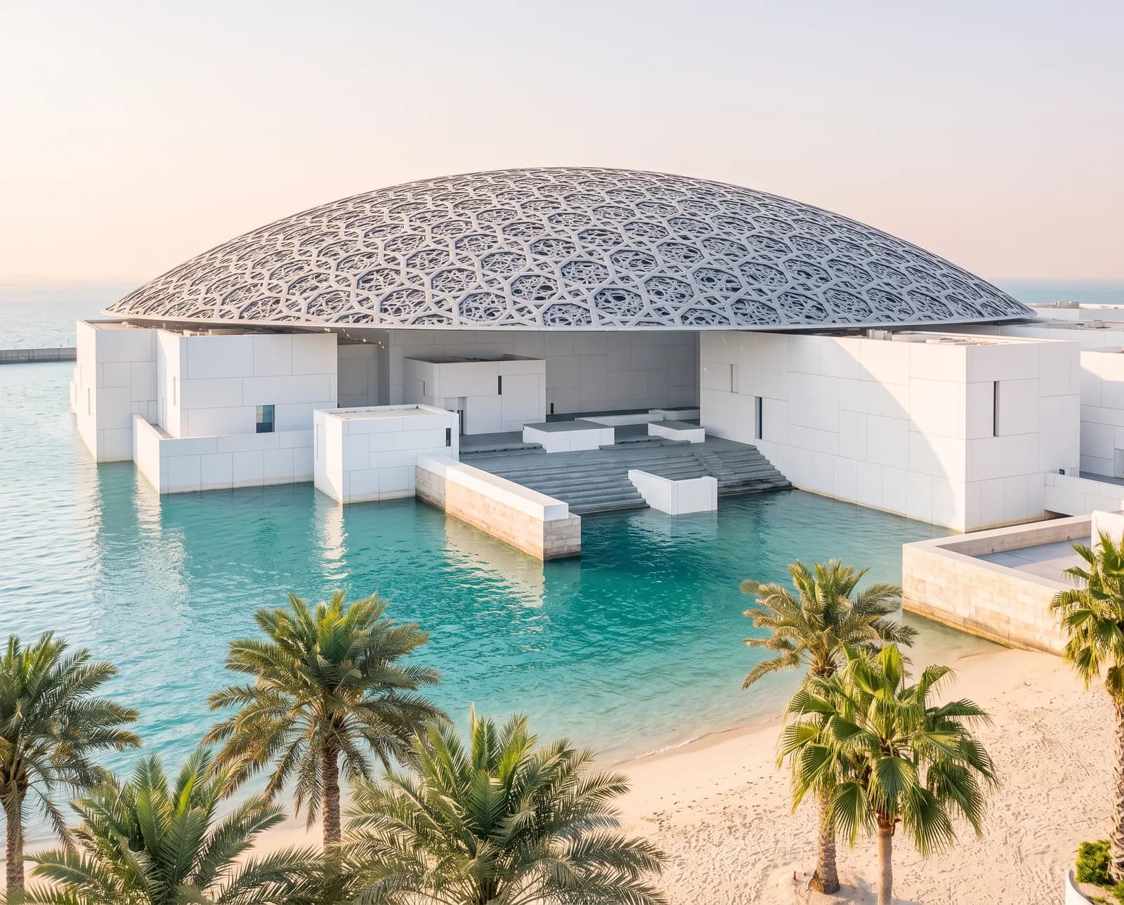 Louvre Abu Dhabi auf Saadiyat Island