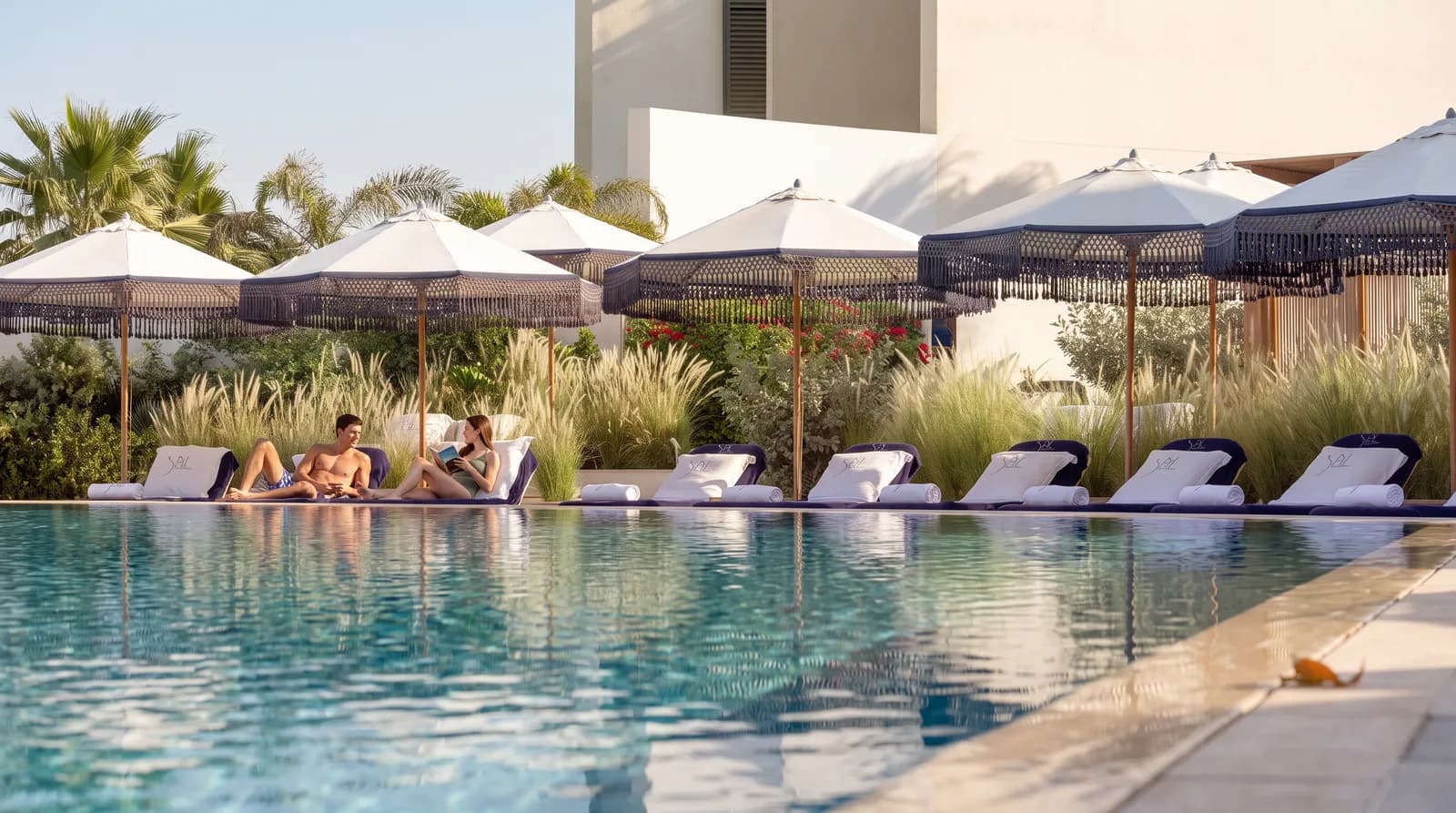 Pool with a sea view, Jumeirah Saadiyat Island